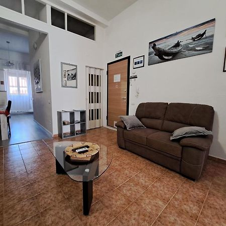 Appartamento Vacanze Cagliari - Via Lanusei Exteriör bild