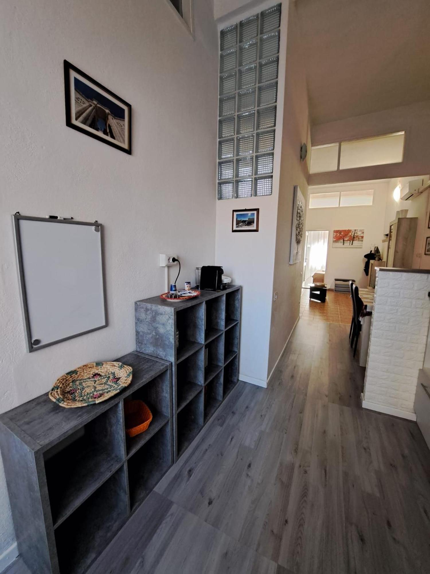 Appartamento Vacanze Cagliari - Via Lanusei Exteriör bild