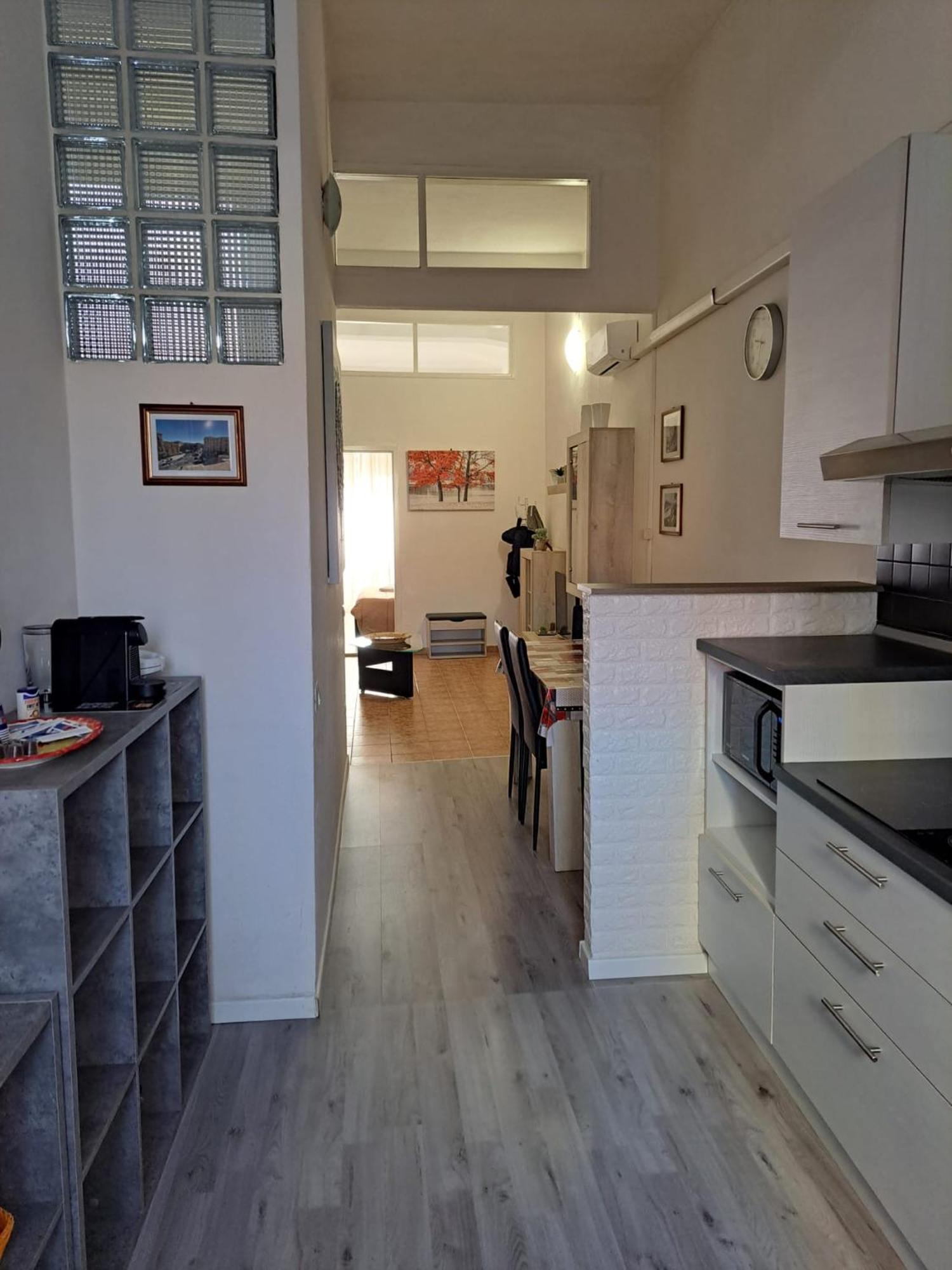 Appartamento Vacanze Cagliari - Via Lanusei Exteriör bild